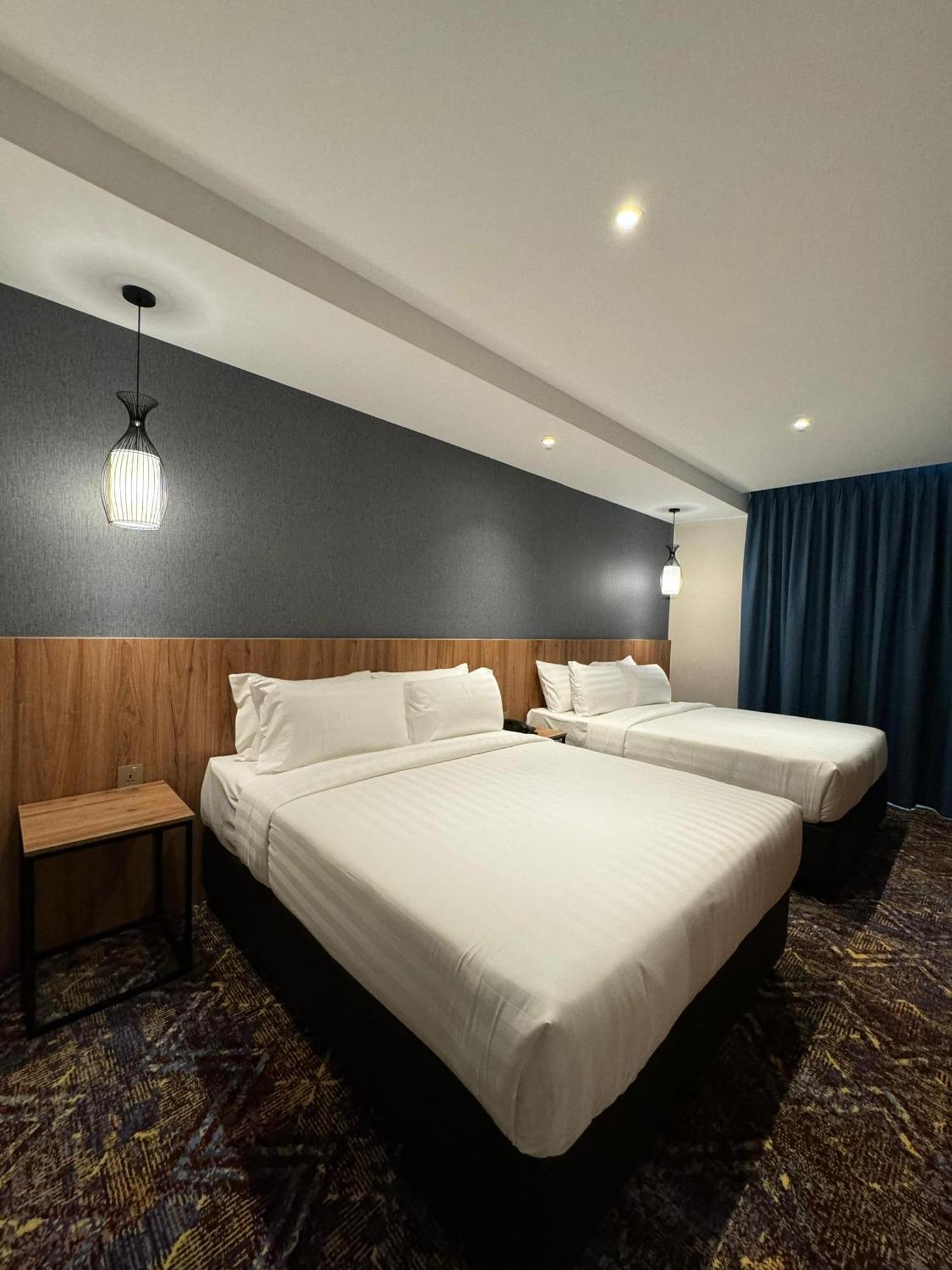 Le'Genda Hotel Kajang Kültér fotó