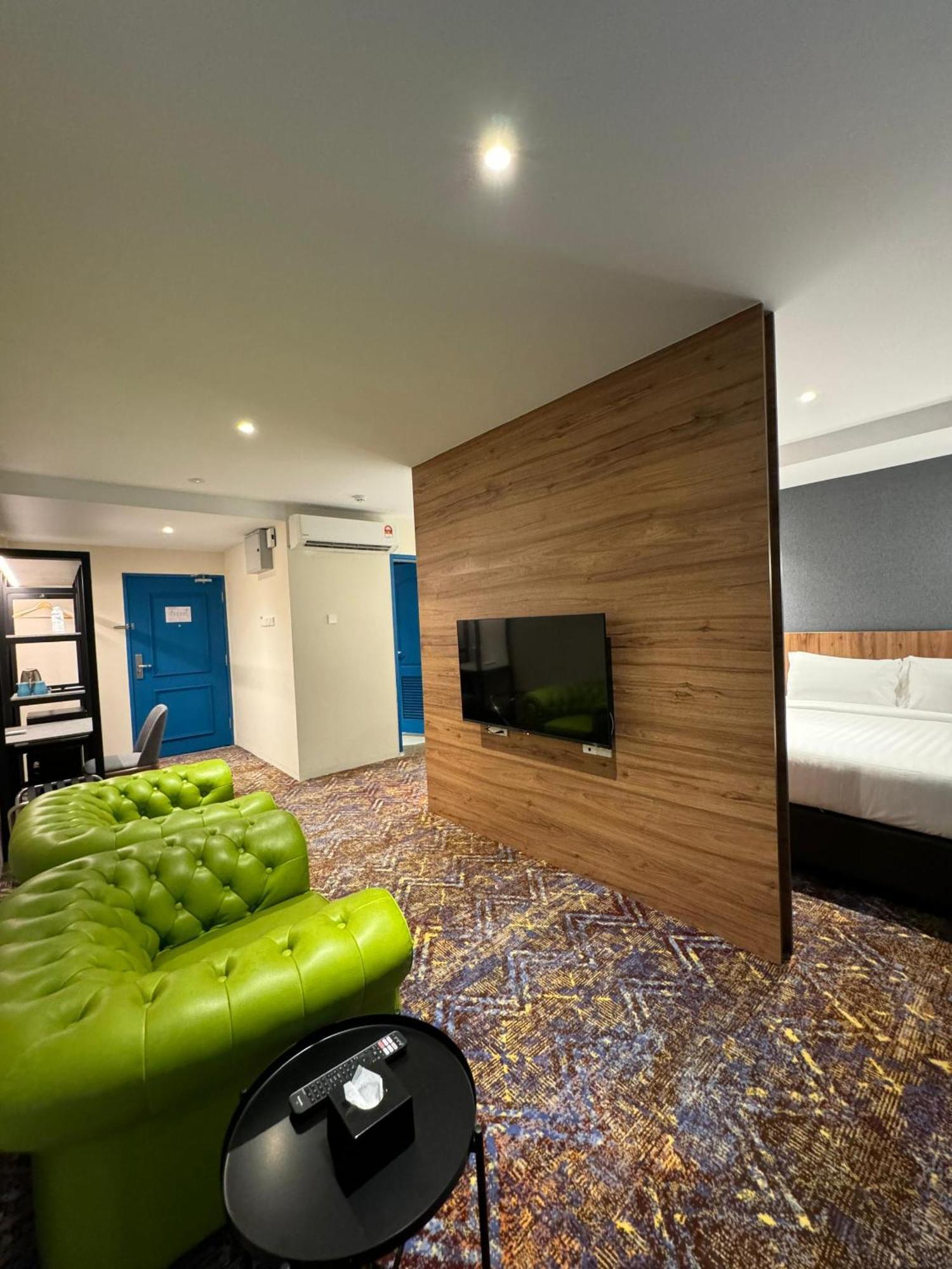Le'Genda Hotel Kajang Kültér fotó