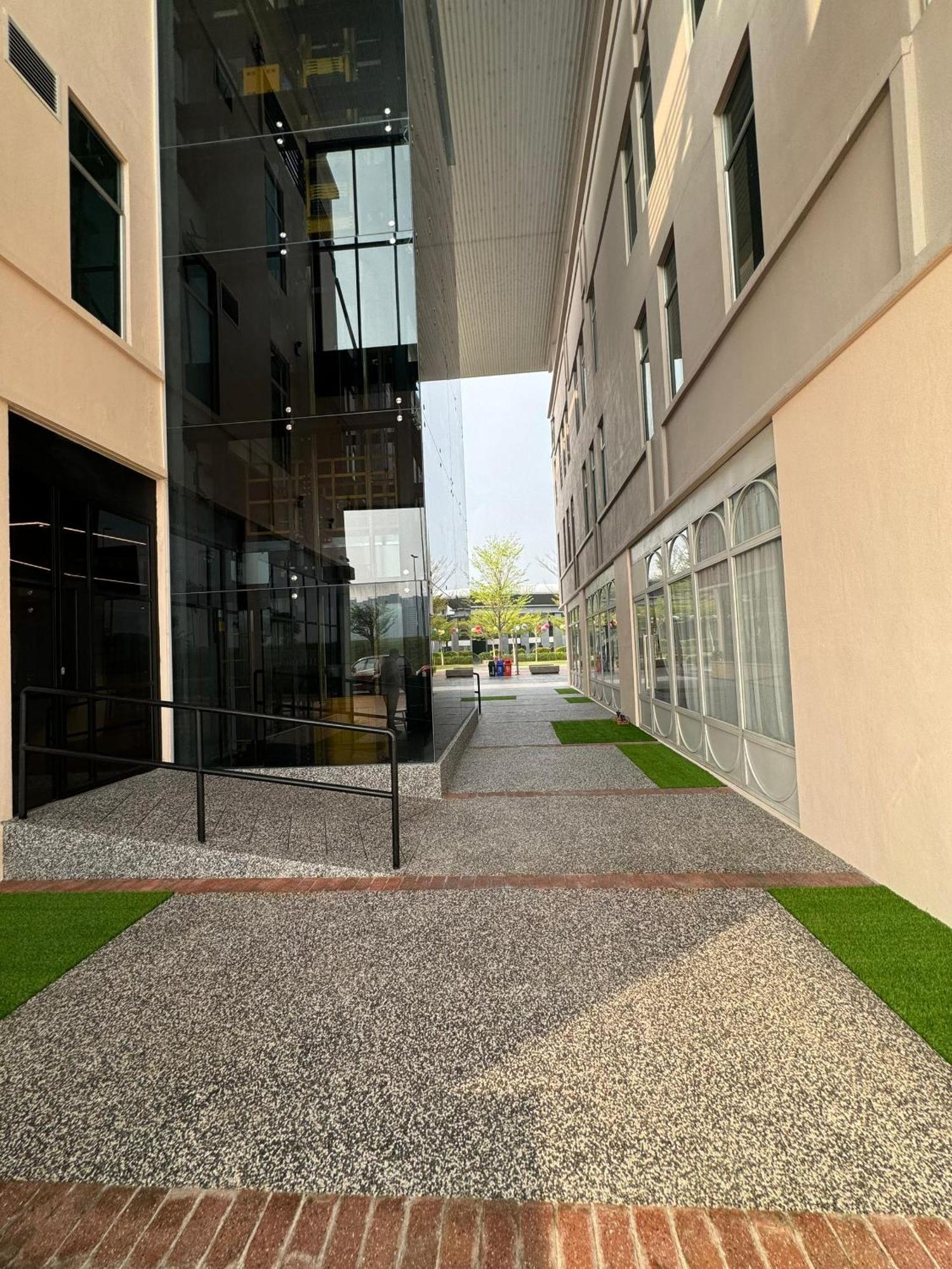 Le'Genda Hotel Kajang Kültér fotó