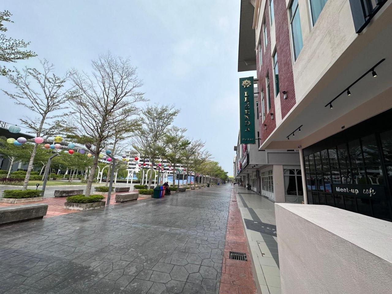 Le'Genda Hotel Kajang Kültér fotó